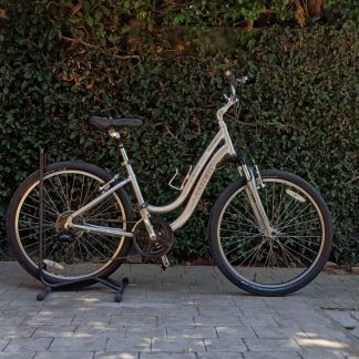 Bicicleta urbana Trek Navigator 2.0 aro 26